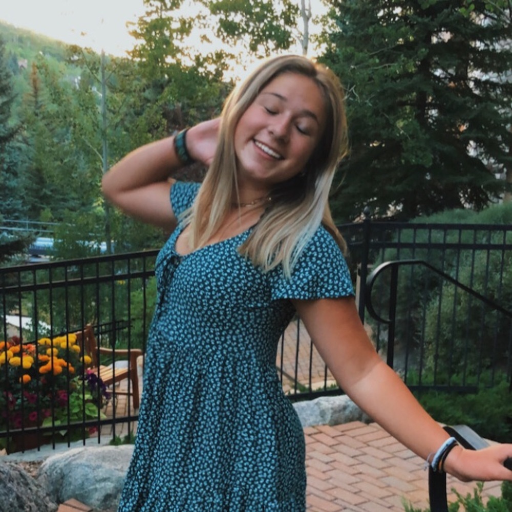 Meet your Posher, Georgia